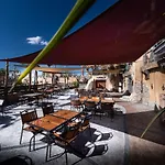 Mobil Confortable Avec Terrasse A Pour 5 Personnes - Api-1-52-820 * Agde
