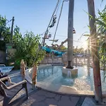 Campingplatz Mobil Confortable Avec Terrasse A Pour 5 Personnes - Api-1-52-820 Agde