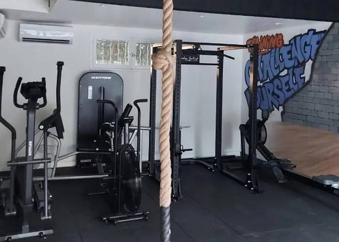 Mobil Confortable Avec Terrasse A Pour 5 Personnes - Api-1-52-820 营地